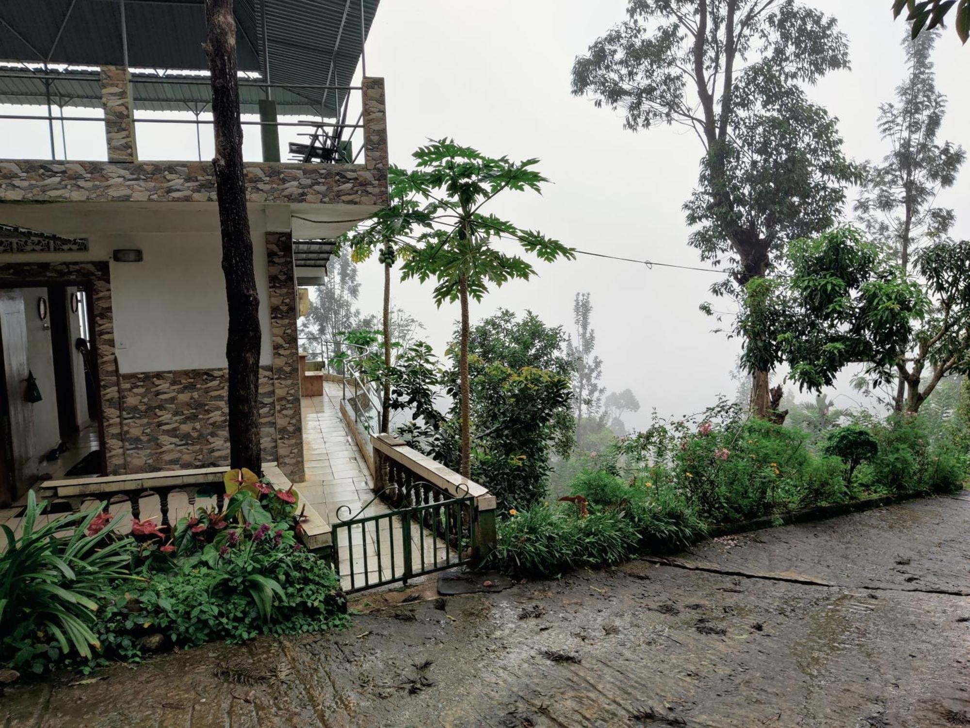 Rohana Estate Lodging & Camping Kandy Exterior photo